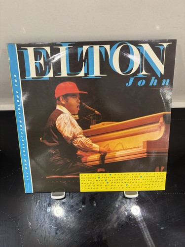 Classic collectible elton john - classic,
