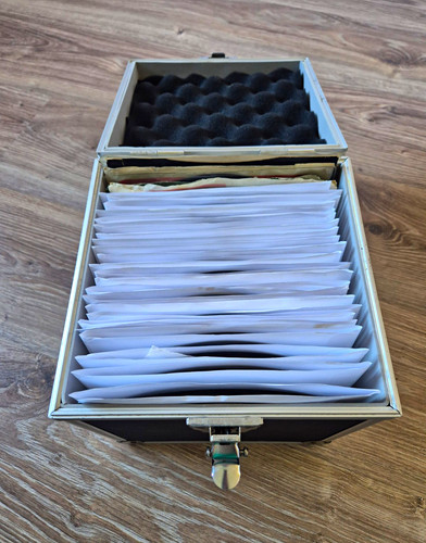 Box full various artists - full,