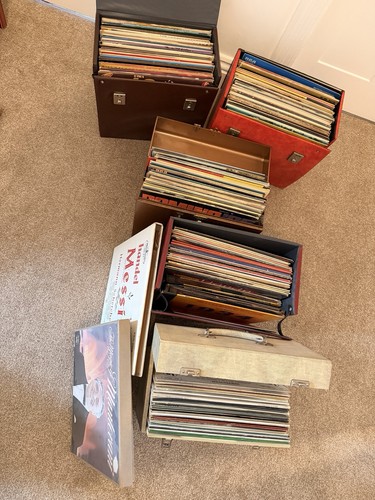 Job lot huge - huge, of